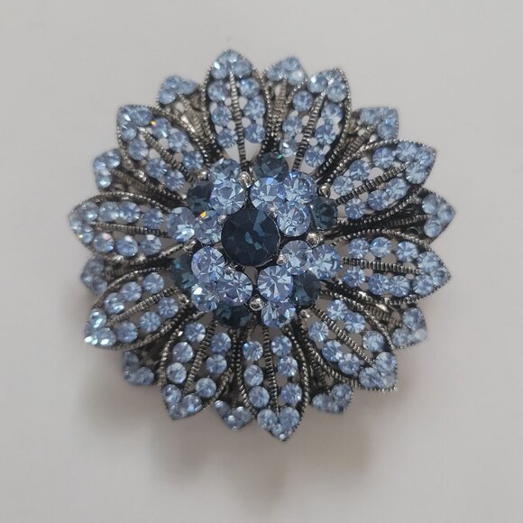 Vintage Blue Rhinestone Flower Brooch Pin Pendant Silver-Tone Metal Retro Style - Picture 1 of 5